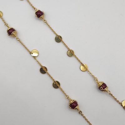 Chaîne à lunettes - Perles de verre blanche nacrée dans cages à perles - détail chaîne