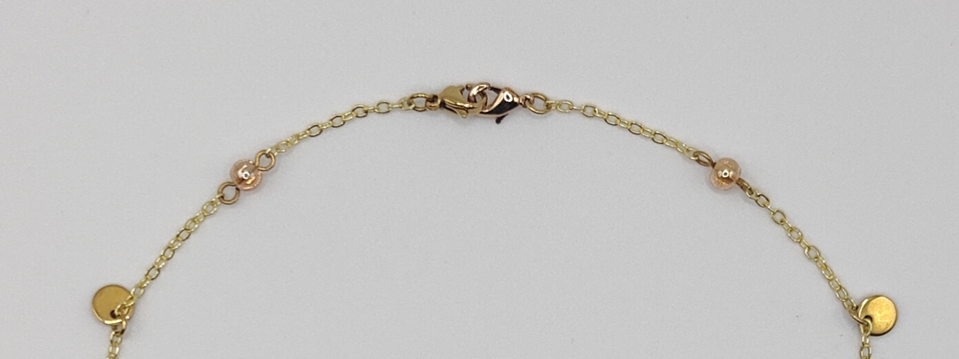 Oplus_131106 Chaîne à lunettes - Perles d'agate roses entourées et entrelacées de perles de rocailles dorées - détail attache collier