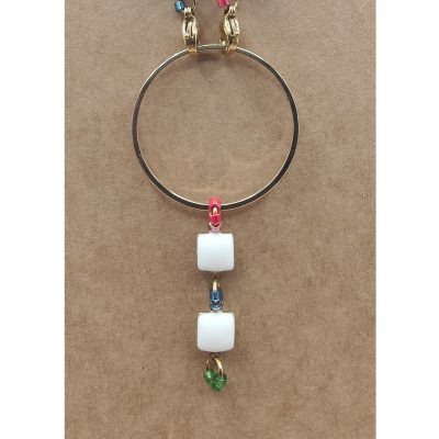 Anneau porte lunettes Cubes émaillés et perles de rocailles colorées - détail